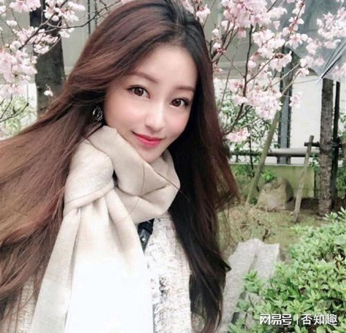 吃瓜美女可爱头像,吃瓜美女可爱头像背后的故事