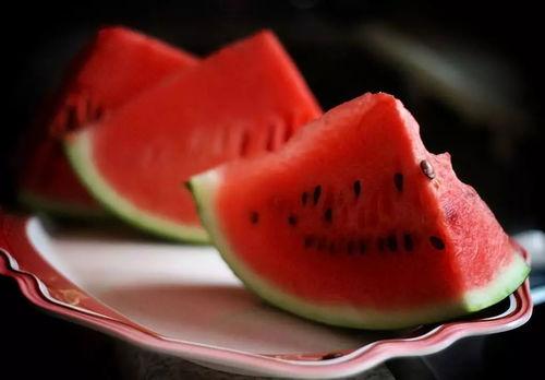 吃瓜怎么晒干吃,晒干瓜果，尽享美味与创意